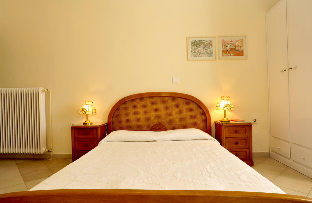 Sea Colours Rooms & Apartments إرموبولّي الغرفة الصورة