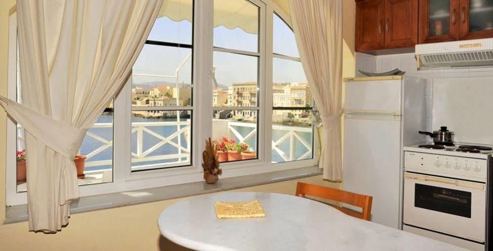 Sea Colours Rooms & Apartments إرموبولّي المظهر الخارجي الصورة