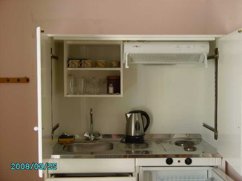 Sea Colours Rooms & Apartments إرموبولّي المظهر الخارجي الصورة